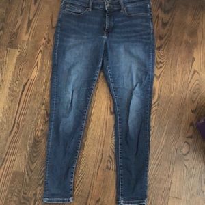 Gently used BR jeans. Tapered leg